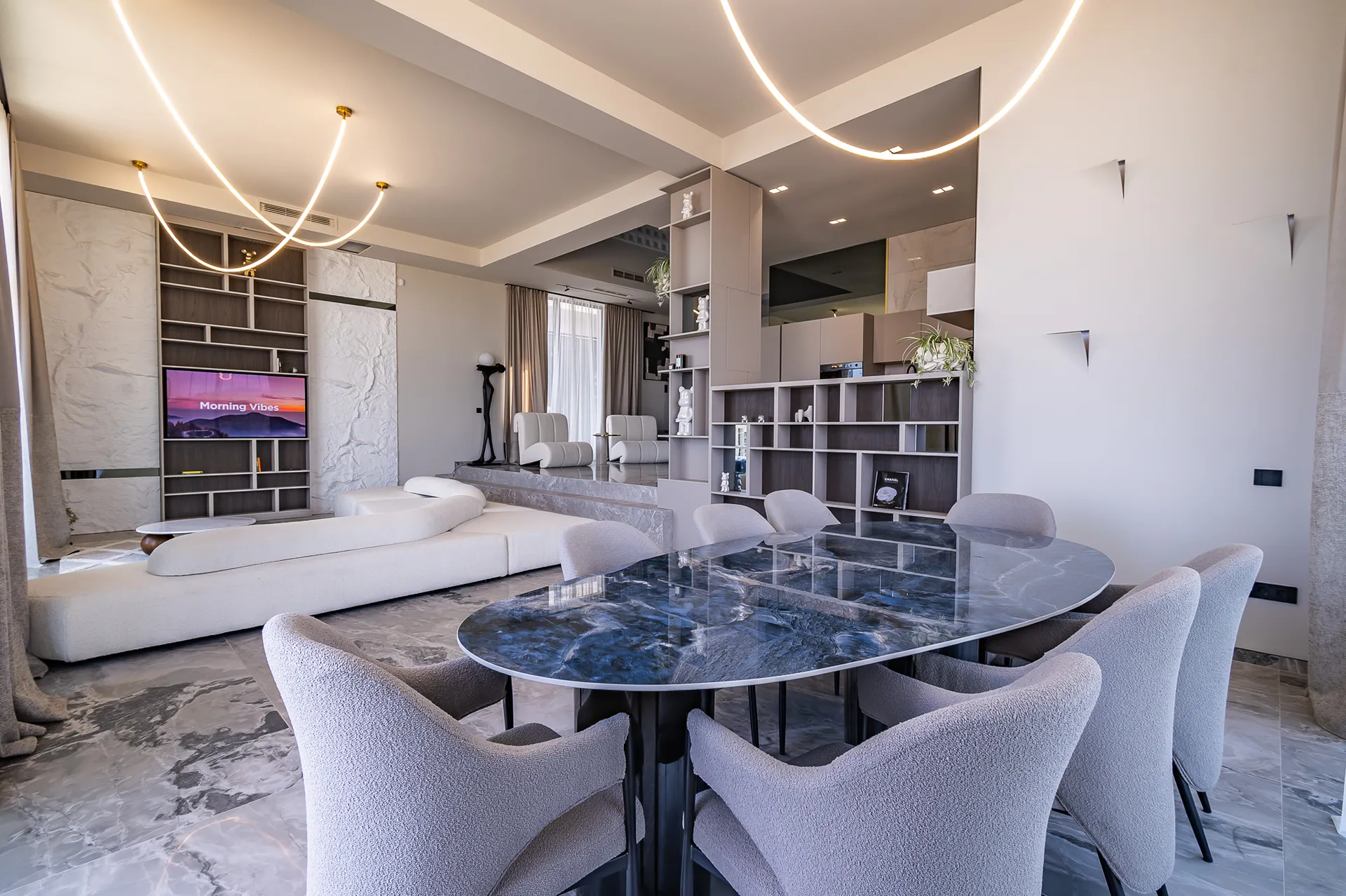 Tiara Holidays - Alicanto Luxury Villas - dining room